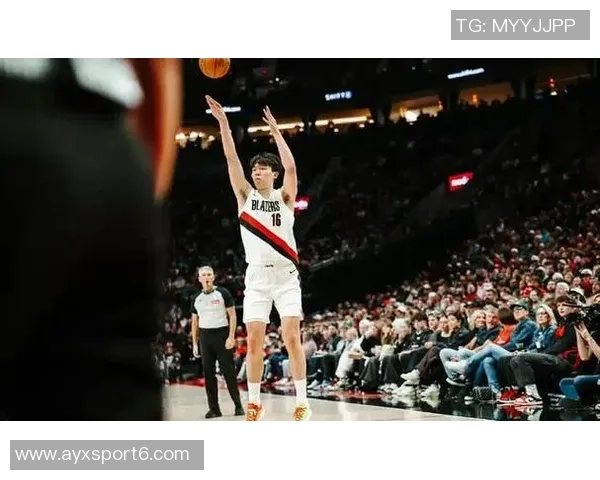 手感不佳影响表现三球替补出战21分钟仅得5分三分球命中率低迷