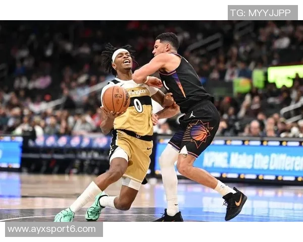 吉莱斯皮称赞布克场上威慑力强大自信出手是我唯一的要求 吉莱斯皮称赞布克场上威慑力强大自信出手是我唯一的要求