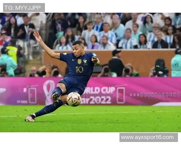 托万重返法国队感慨万千六年后入选让他倍感骄傲