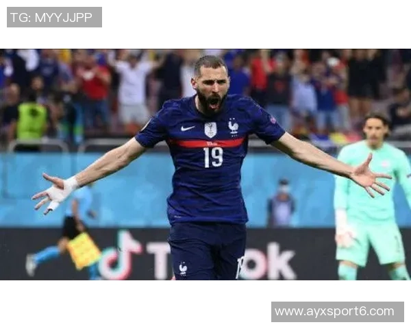 奥萨苏纳主席发声控诉裁判不公正判罚影响球队表现