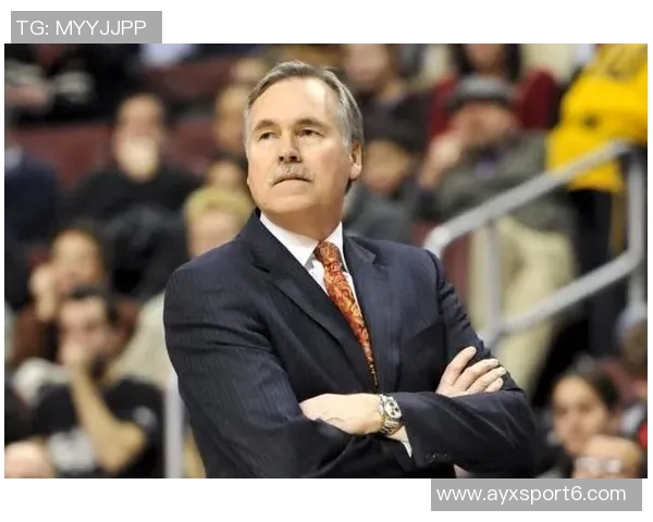 邓恩谈范甘迪防守体系强调沟通与执行的重要性