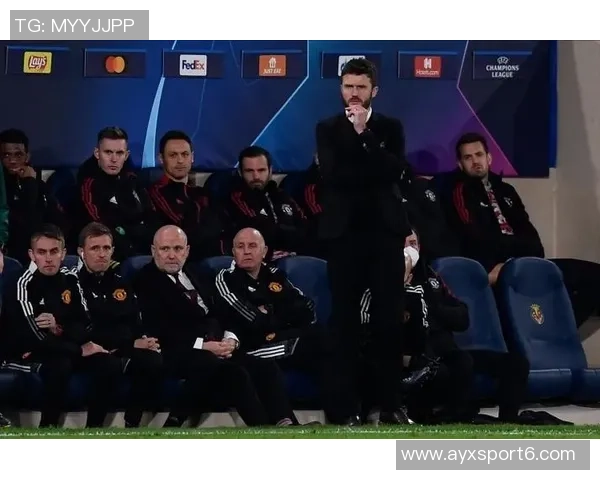 弗格森倾向卡里克接任曼联主帅而非索尔斯克亚但不看好长期执教